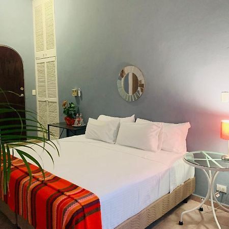 The Quetzal Bed & Breakfast Cancun Bagian luar foto