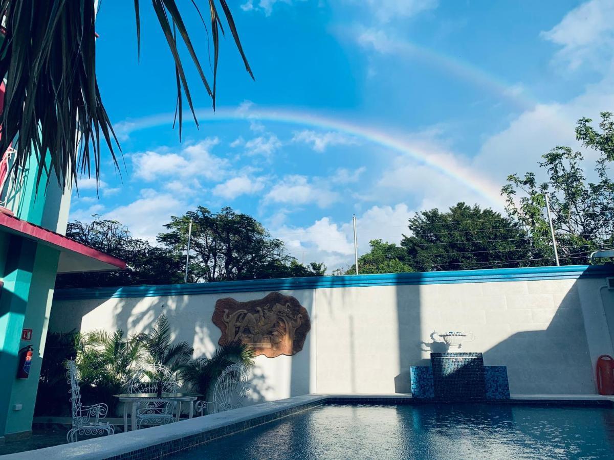 The Quetzal Bed & Breakfast Cancun Bagian luar foto