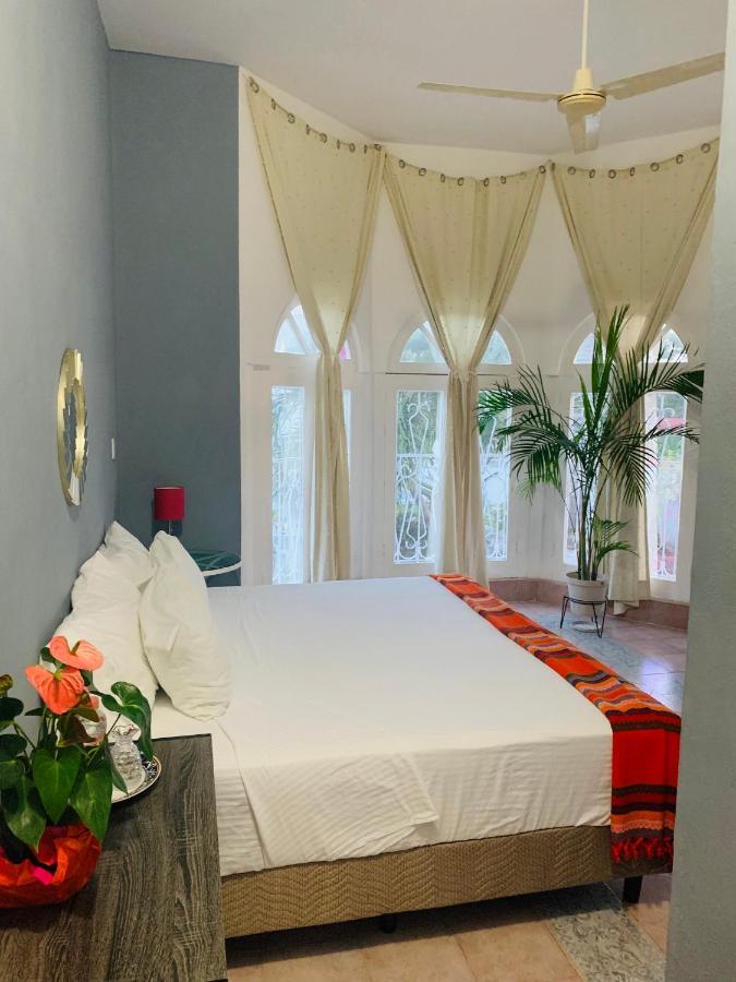 The Quetzal Bed & Breakfast Cancun Bagian luar foto